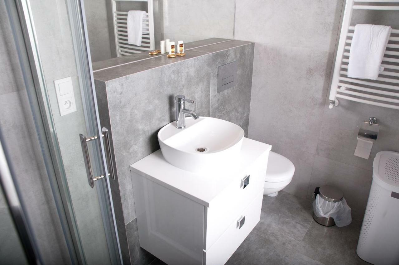 Apartament Ikar - 2 Pokojowy Przy Morzu Z Balkonem Pobierowo Exterior foto